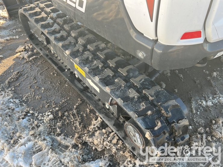 2022-bobcat-e20-image-25