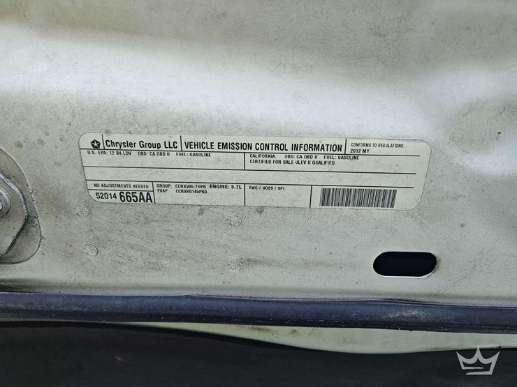 2012-dodge-charger-sedan-image-38