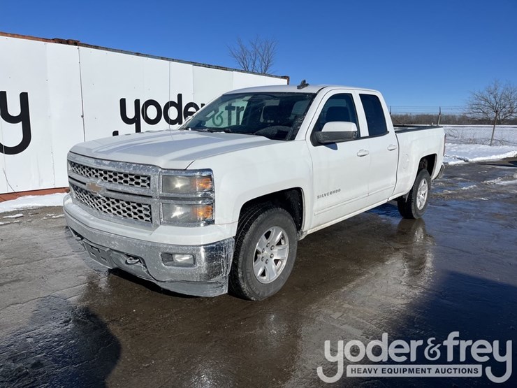 2015-chevrolet-silverado-1500-image-1