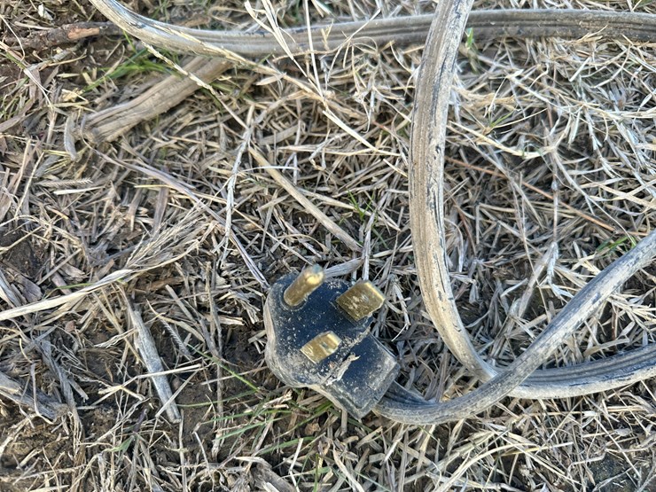 #35620-•-lincoln-electric-ac225-arc-welder-image-9