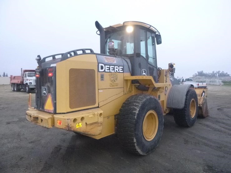 2005-deere-624j-image-3