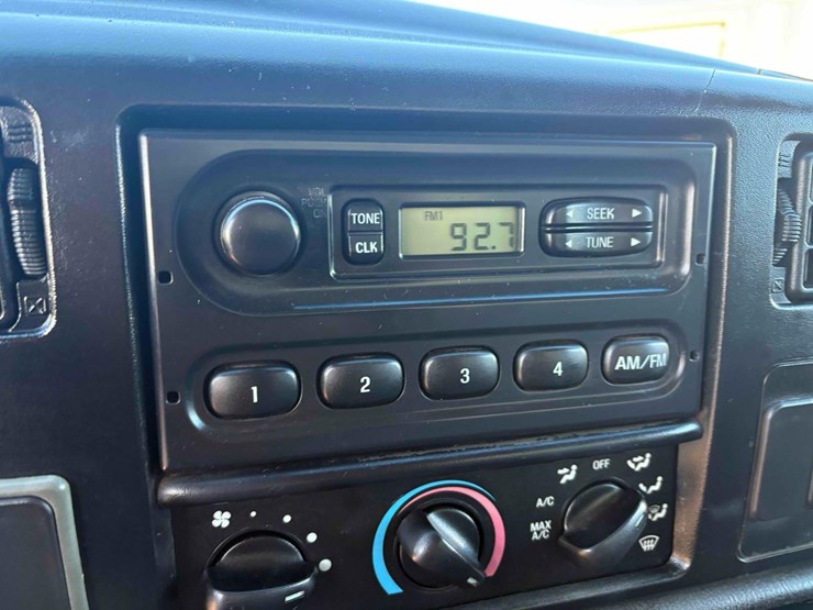 2007-ford-f750-xl-image-21