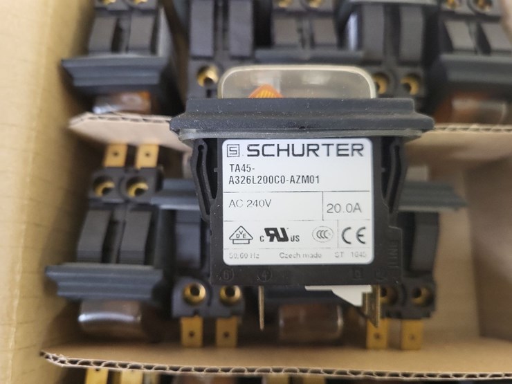 (15)-schurter-20-amp-240-volt-single-phase-breakers---tag-#1201-image-3