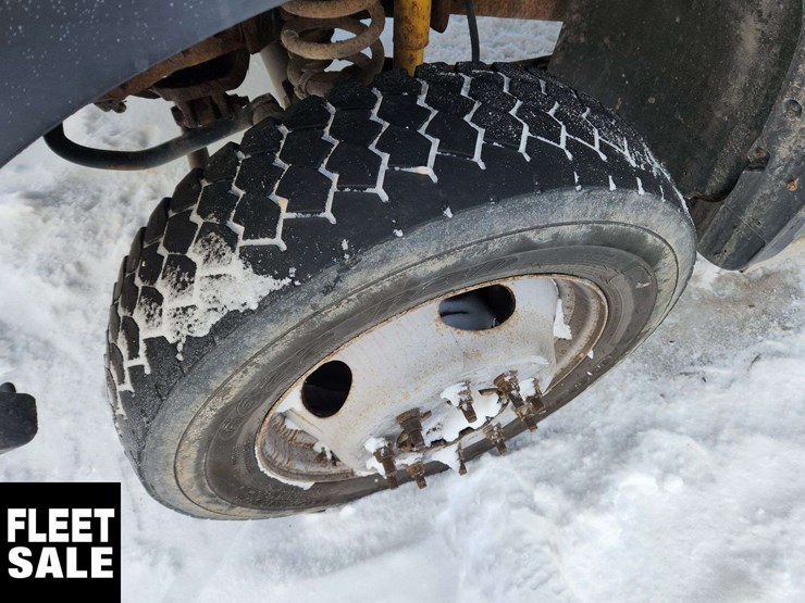 2006-ford-f550-image-9