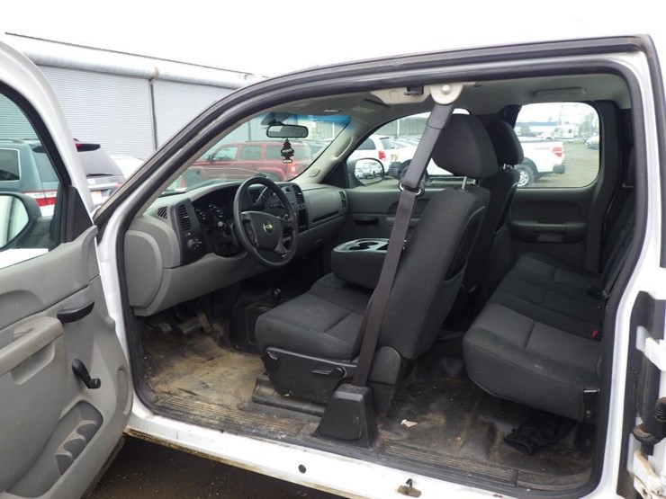 2013-chevrolet-1500-image-6