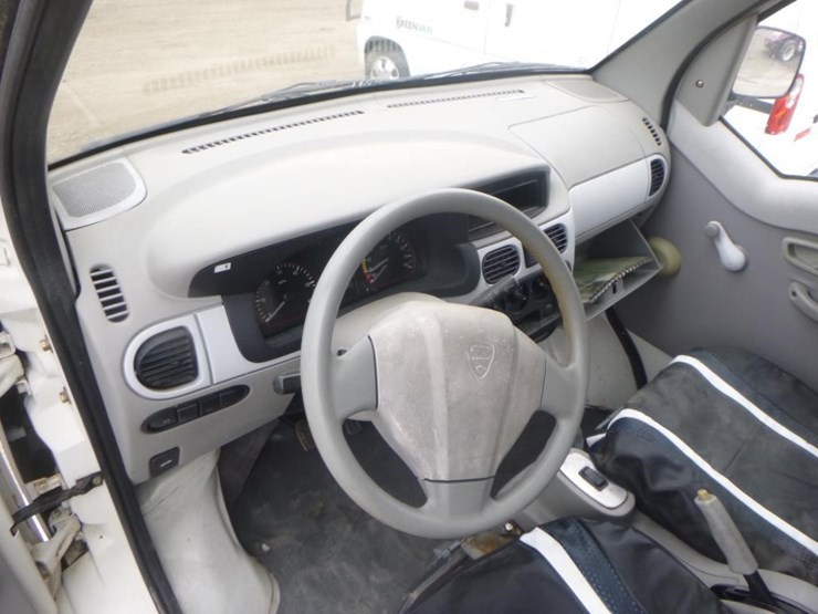 2009-miles-zx40st-image-12