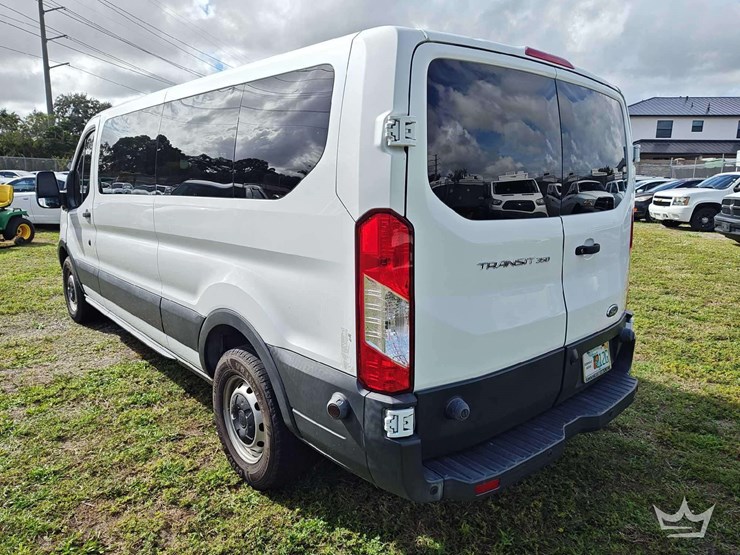 2018-ford-transit-image-4
