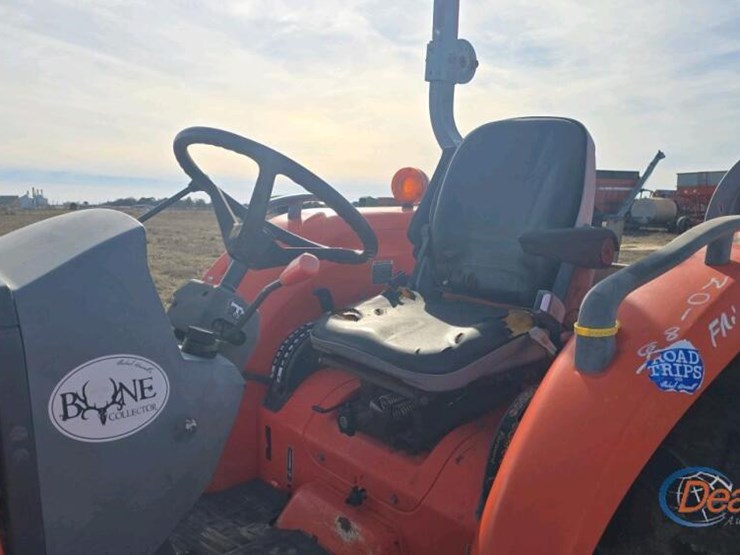 kubota-la853-image-16