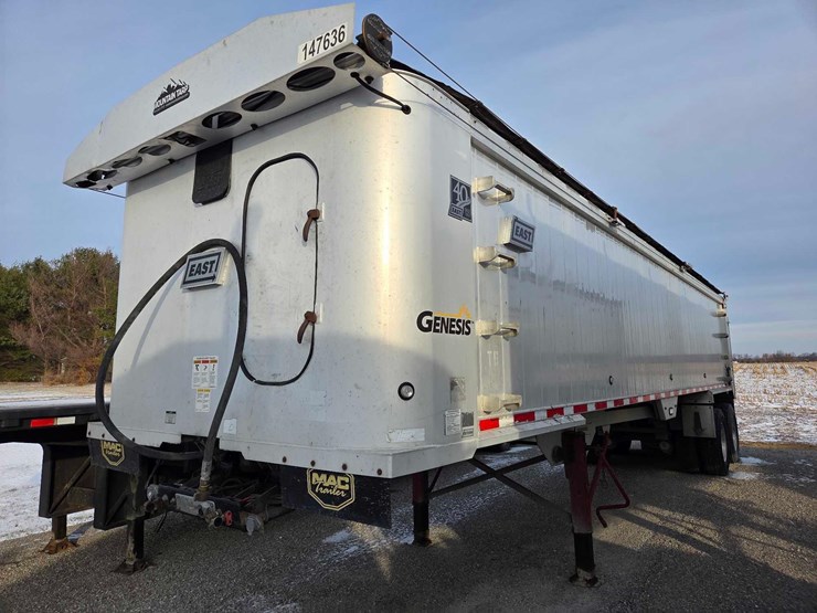 2010-east-genesis-34'x66"x96"-aluminum-frameless-dump-trailer-image-1