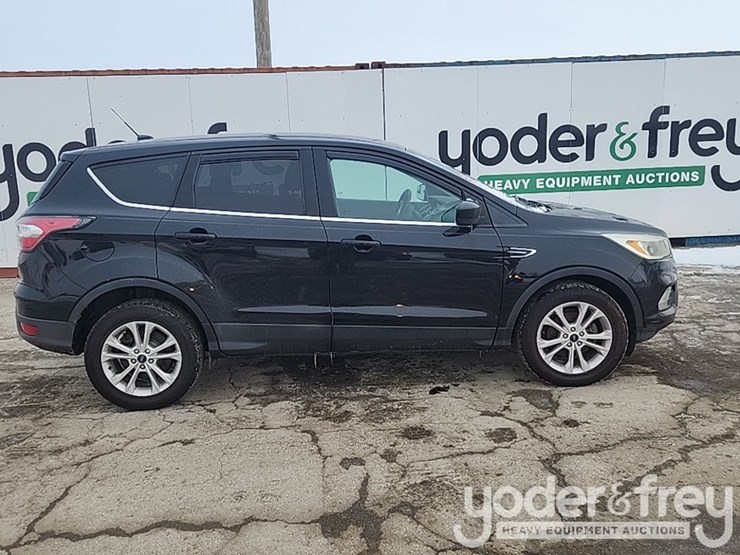 2017-ford-escape-image-7