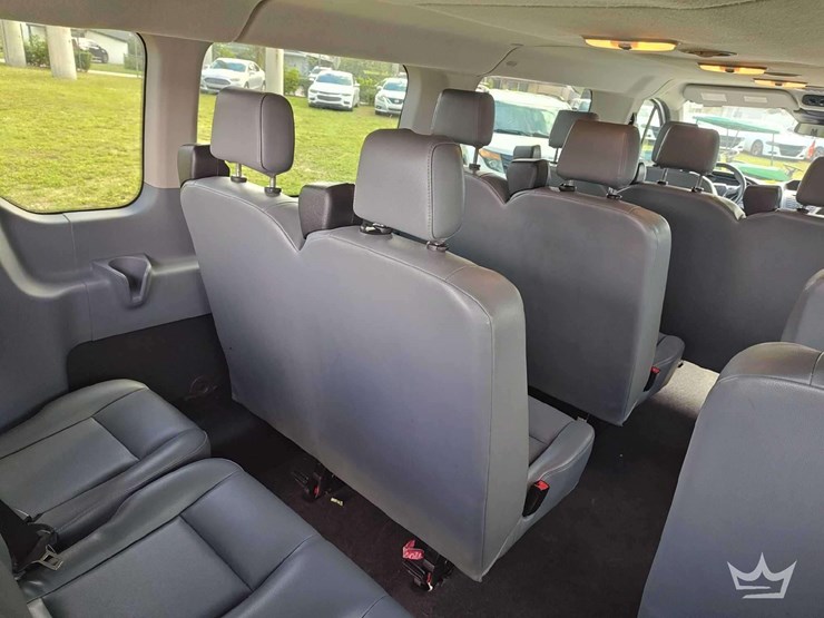 2018-ford-transit-image-27