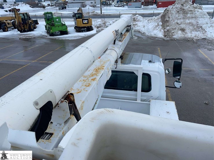 2006-international-durastar-4200-image-39