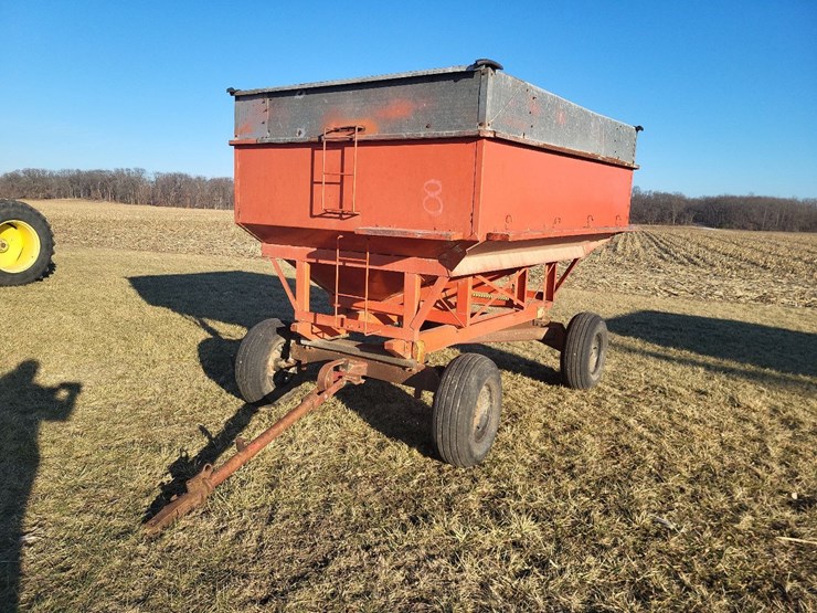 hopper-wagon-w/westendorf-running-gear-image-1