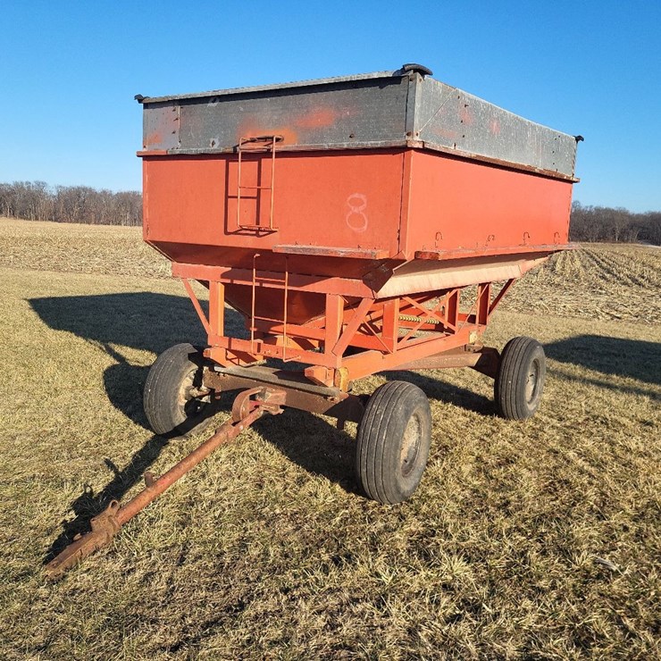 Hopper Wagon w/Westendorf Running Gear