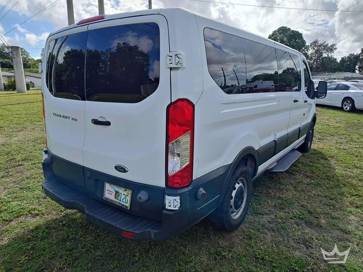 2018-ford-transit-image-3