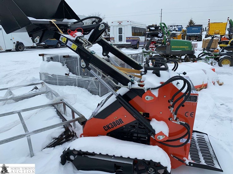2026-unused-captok-ck380r-tracked-mini-skid-steer-image-8