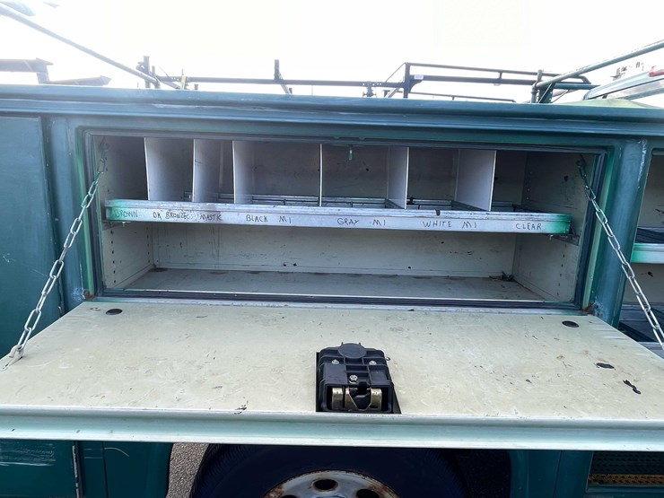 2011-chevrolet-1500-image-30