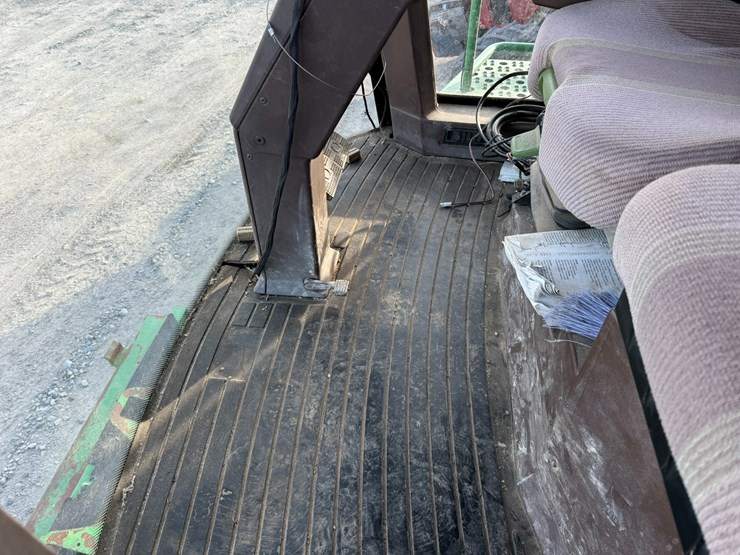 2009-john-deere-9870-sts-image-124