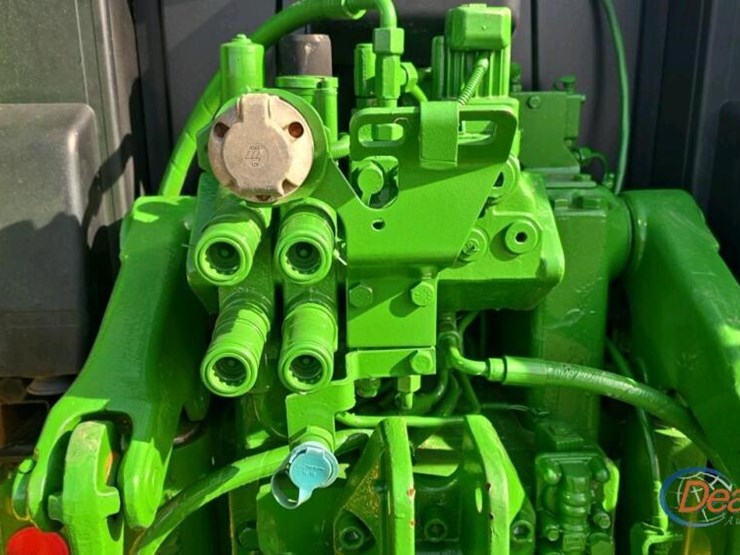 1993-john-deere-6100-image-11