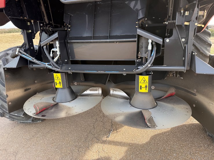 2015-case-ih-7240-image-25