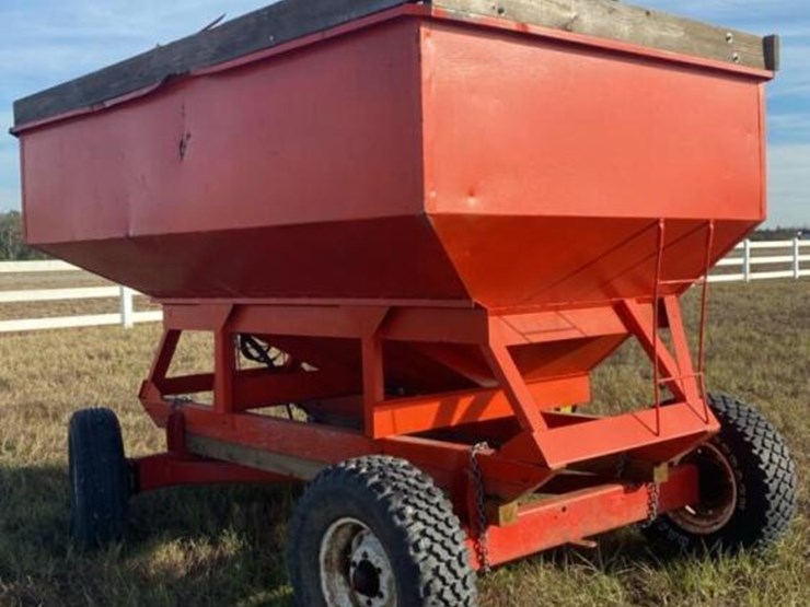 gravity-wagon-w/-parker-auger-image-6