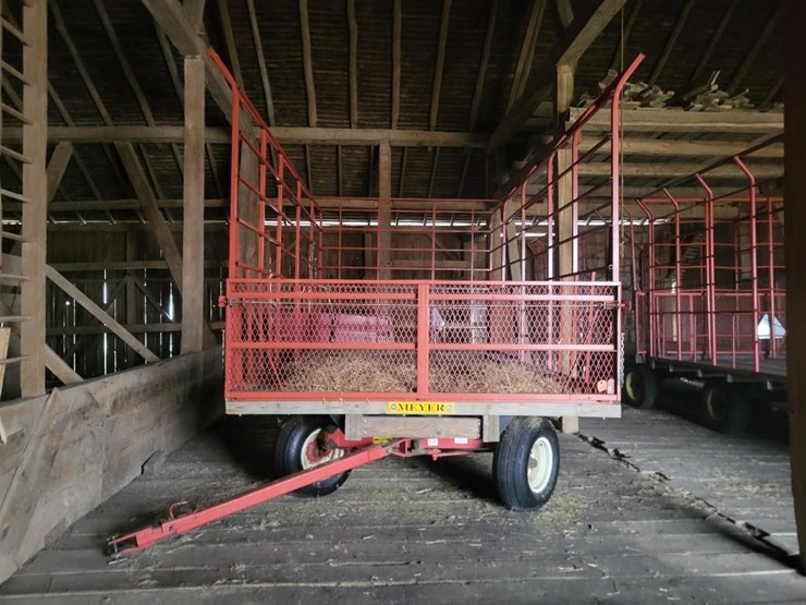 meyer-kicker-wagon-w/unverferth-rge10-running-gear---tag-#1113-image-1