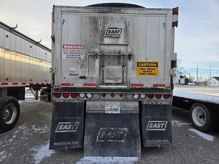 2010-east-genesis-34'x66"x96"-aluminum-frameless-dump-trailer-image-8