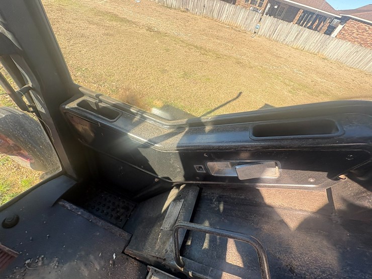 international-1086-image-11