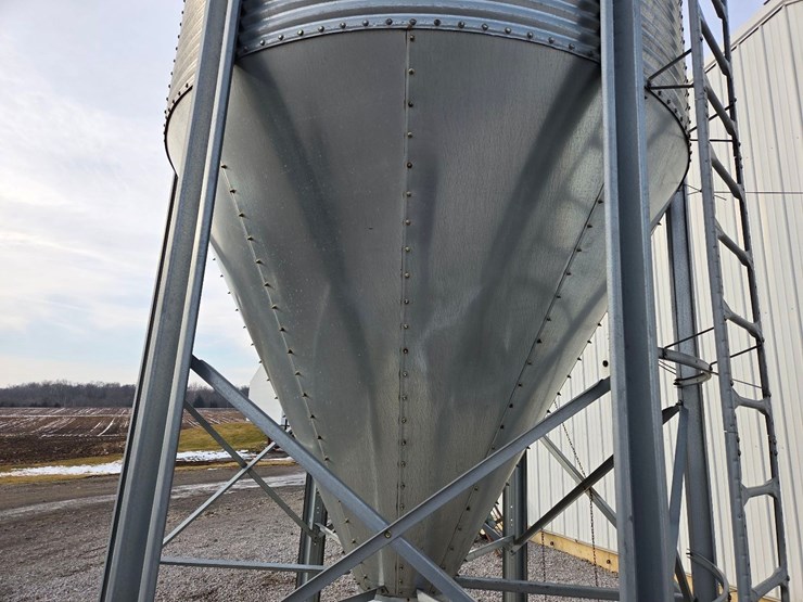 6-ton-hog-slat-feed-bin-image-10