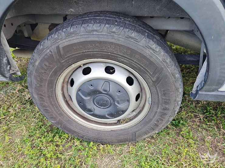 2018-ford-transit-image-19