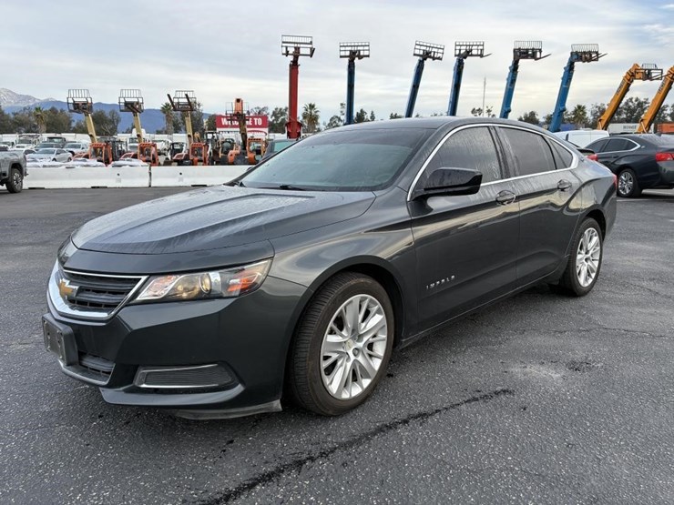 2019-chevrolet-impala-sedan-image-1
