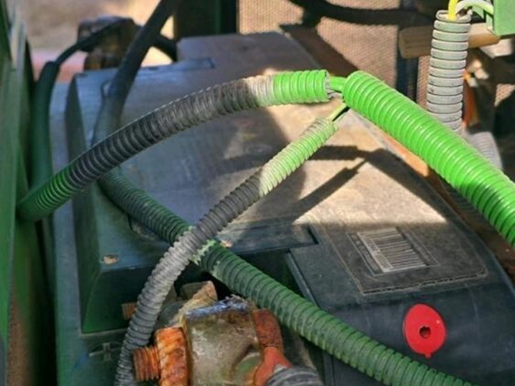 1993-john-deere-6100-image-4