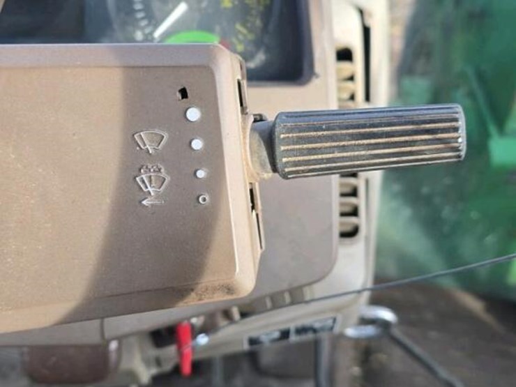 john-deere-6420-image-24