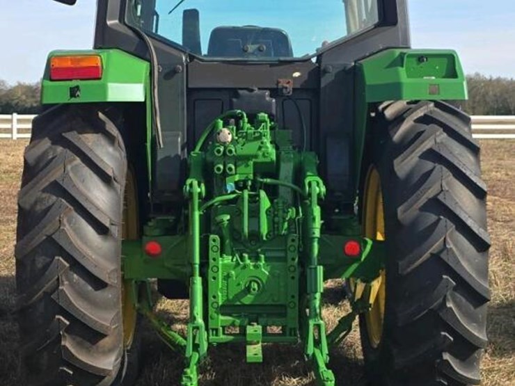 1993-john-deere-6100-image-9