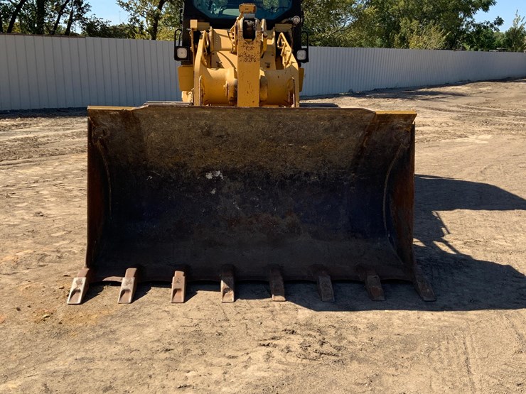 2001-caterpillar-963c-image-10