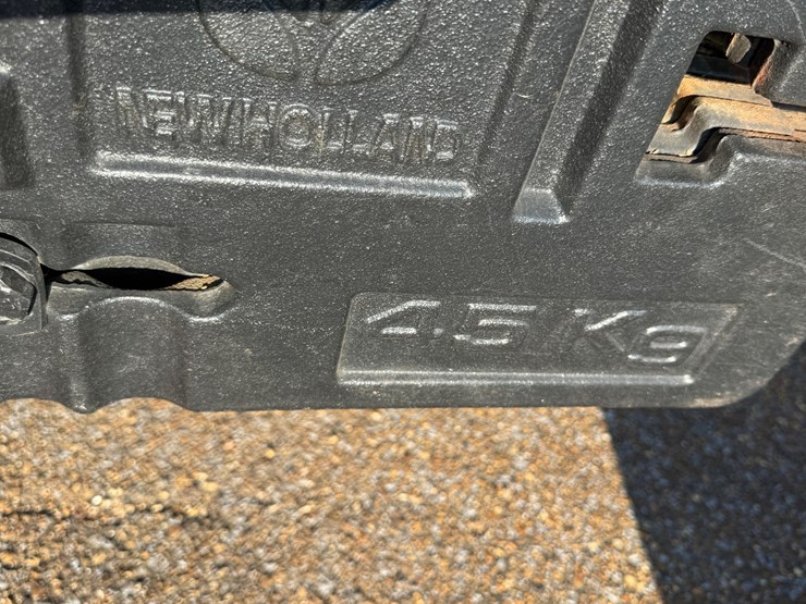 new-holland-t6070-image-13