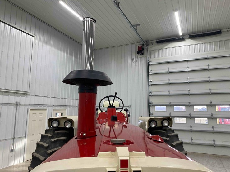 farmall-1206-open-station-restored-image-52