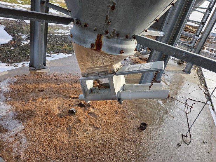 4-ton-hog-slat-feed-bin-#26-image-4