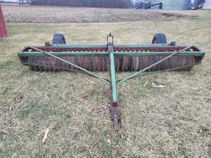 brillion-cultipacker-w/transport-wheels-image-8