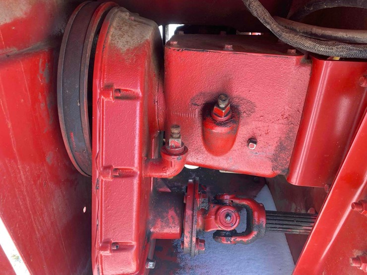 new-holland-1465-image-11