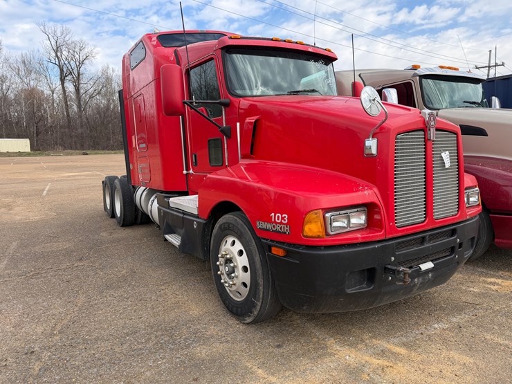 2007-kenworth-t600-image-3