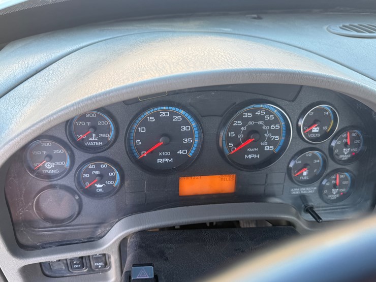 2012-international-durastar-4400-image-42