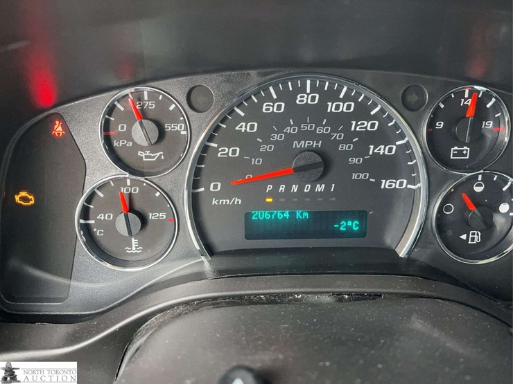 2016-chevrolet-express-g3500-image-19