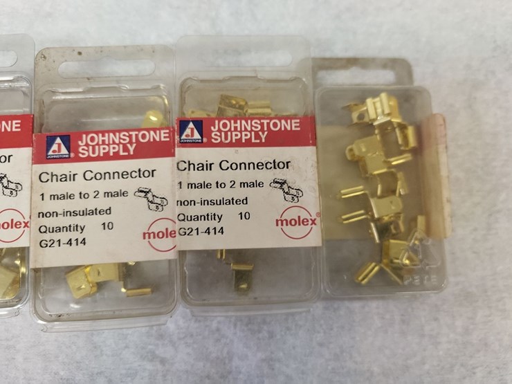 (5)-boxes-chair--1-male-to-2-male-non-insulated-connectors---tag-#1213-image-5
