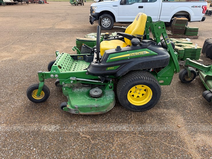 john-deere-z915e-image-3