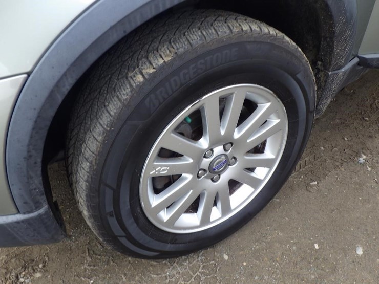 2008-volvo-xc90-image-13