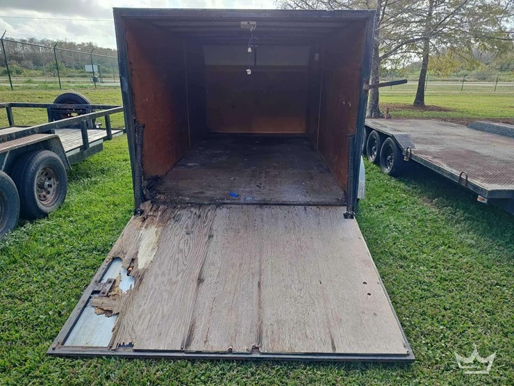 2002-custom-trailer-image-7