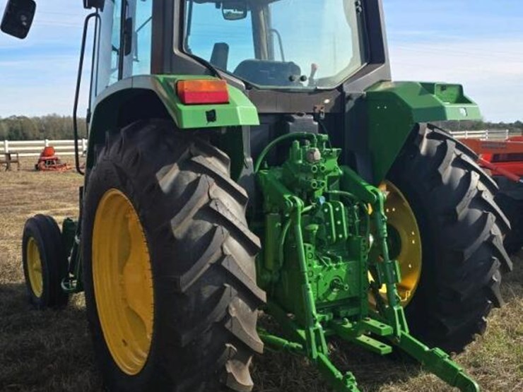 1993-john-deere-6100-image-12