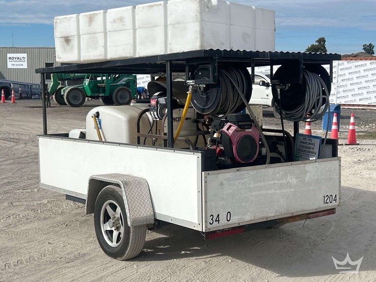 blast-off-hot-pressure-washer-trailer-image-4