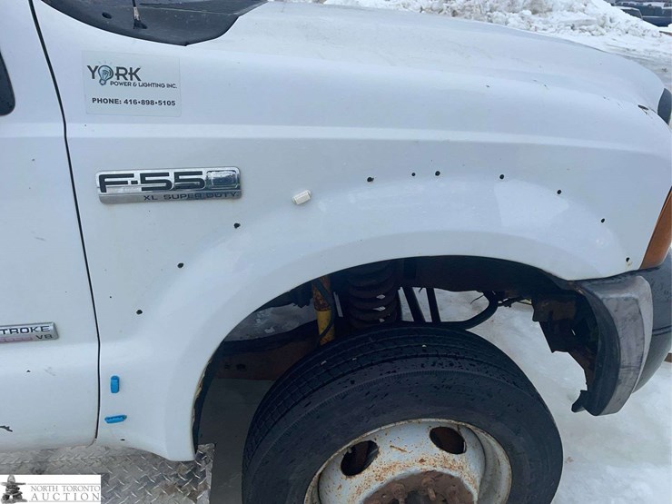 2006-ford-f550-image-34